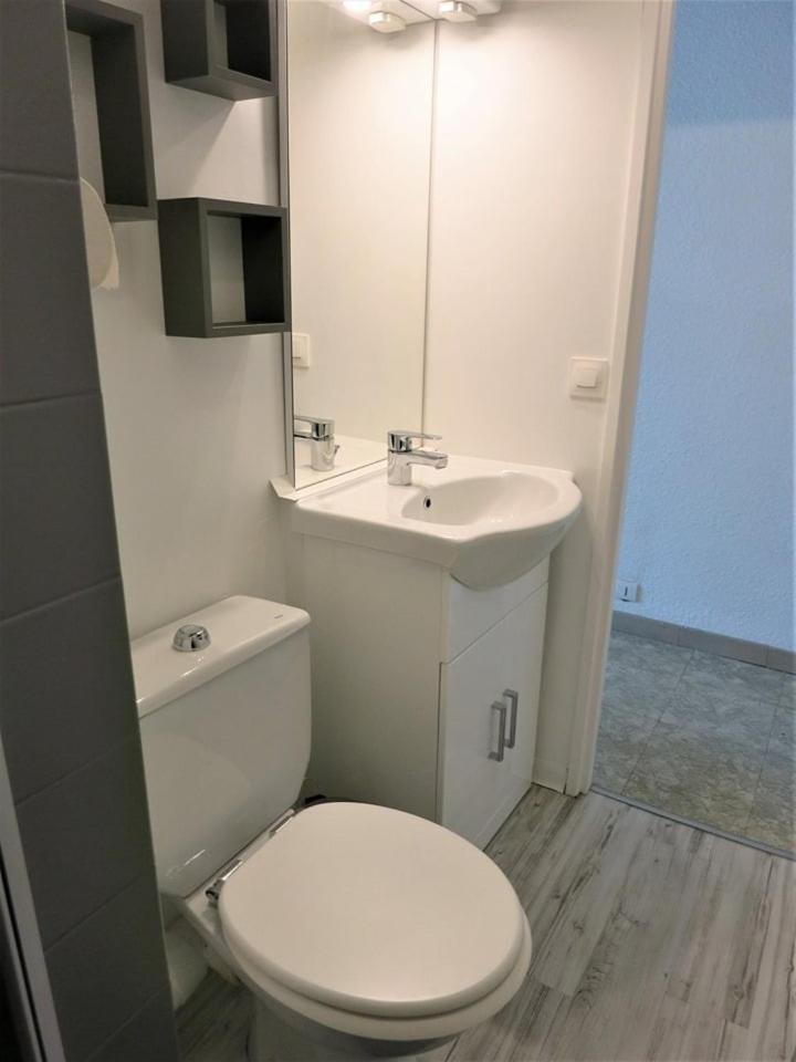 Studio B Front De Mer Saint-Raphael  Ngoại thất bức ảnh