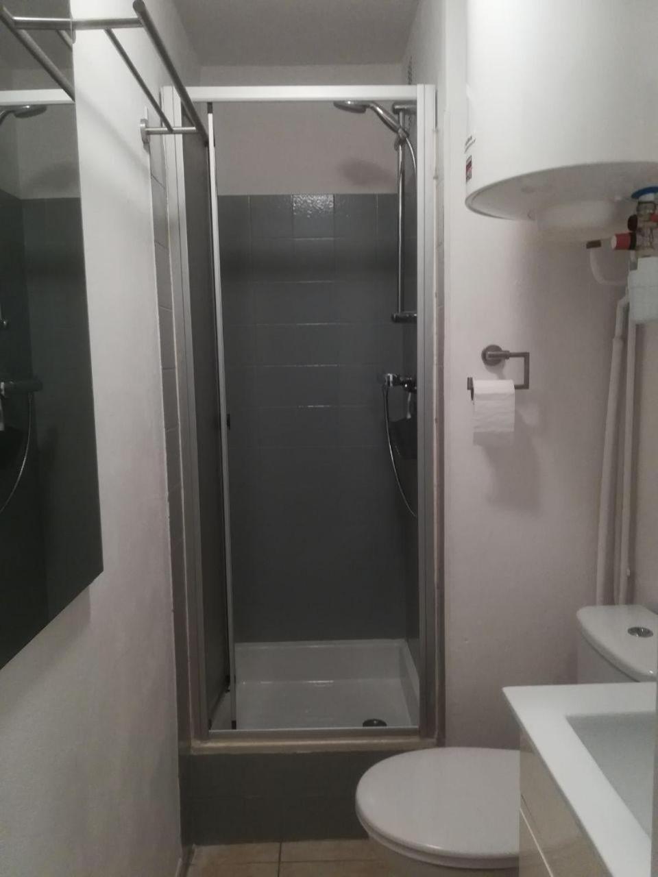 Studio B Front De Mer Saint-Raphael  Ngoại thất bức ảnh