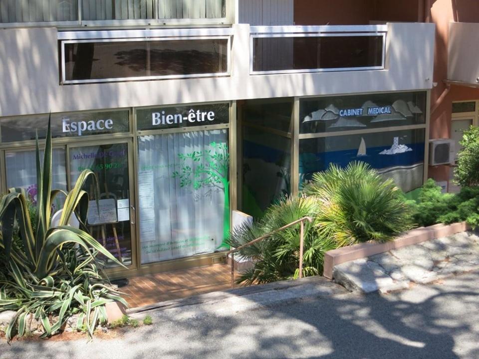 Studio B Front De Mer Saint-Raphael  Ngoại thất bức ảnh