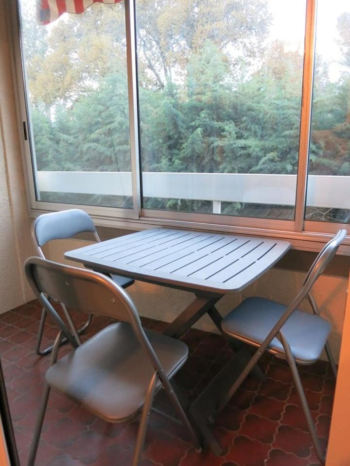 Studio B Front De Mer Saint-Raphael  Ngoại thất bức ảnh