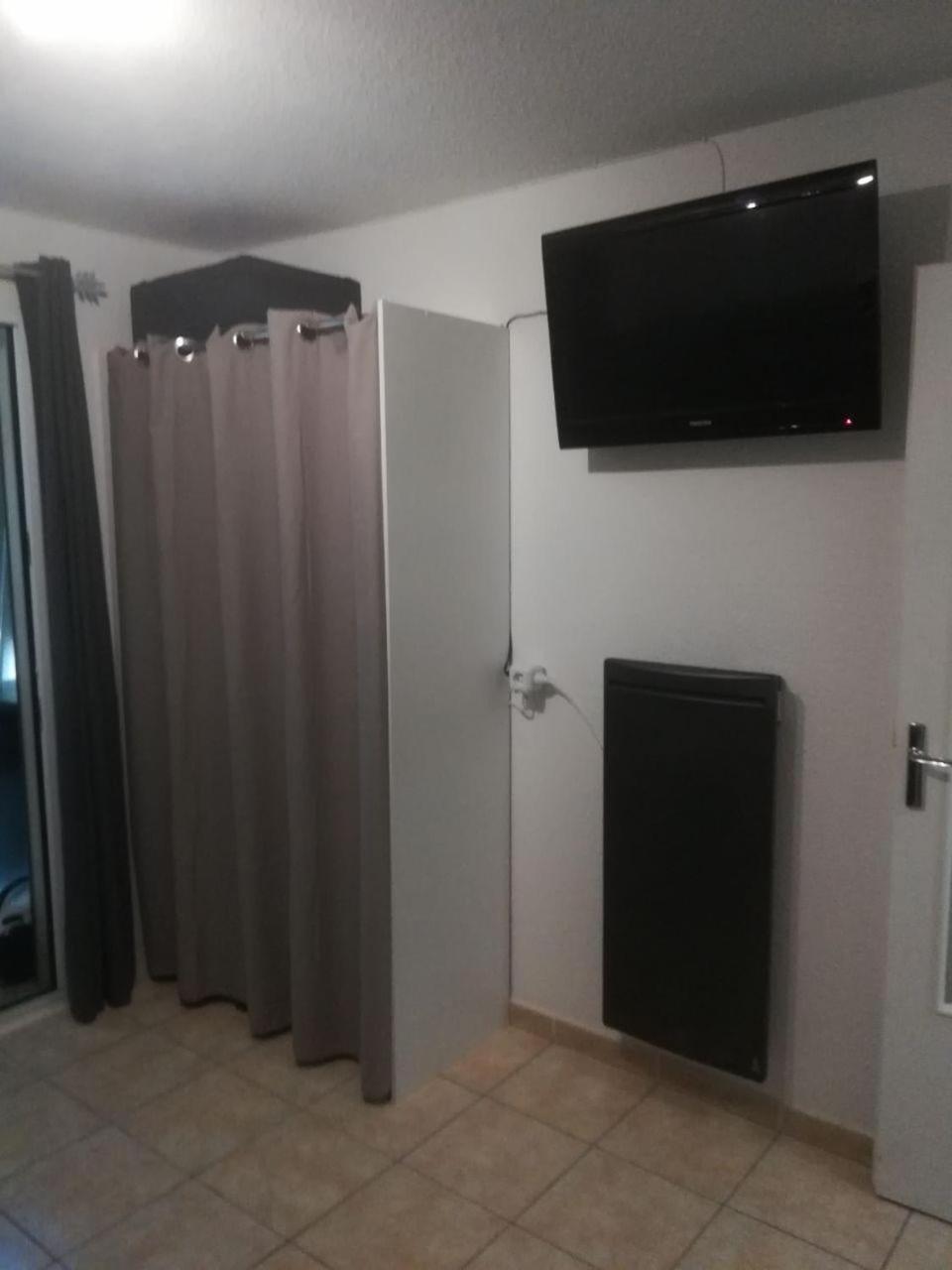 Studio B Front De Mer Saint-Raphael  Ngoại thất bức ảnh